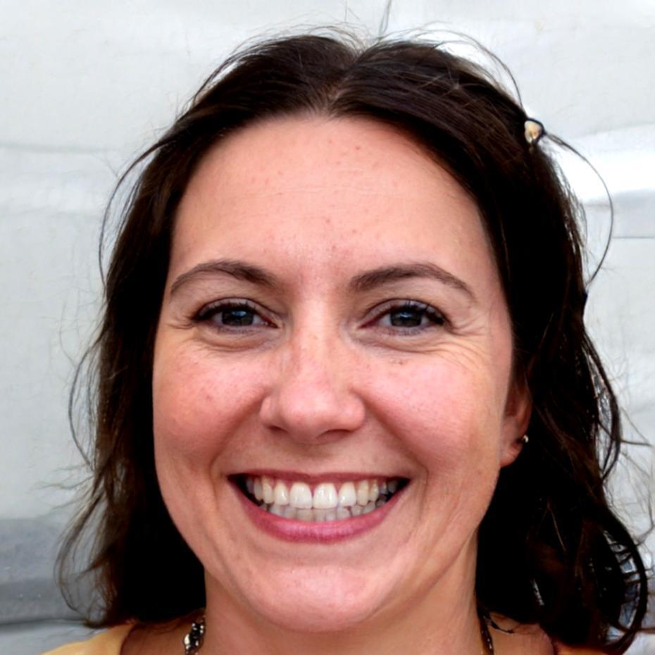 Teodora Mihaylova - Financial Forecasting Expert